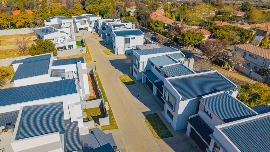 3 Bedroom Property for Sale in Fourways Gauteng