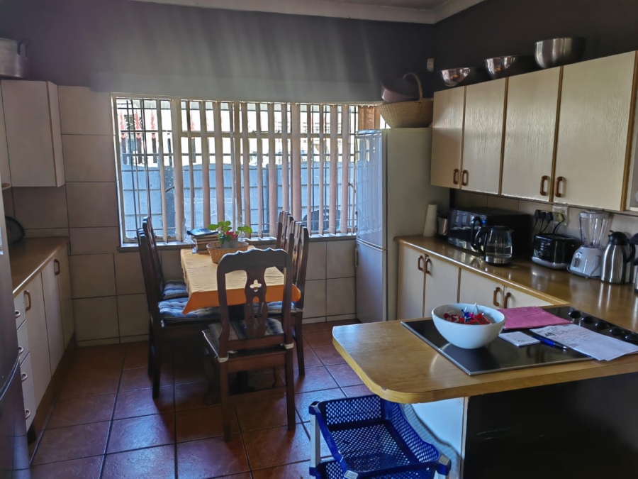 2 Bedroom Property for Sale in Alberante Gauteng