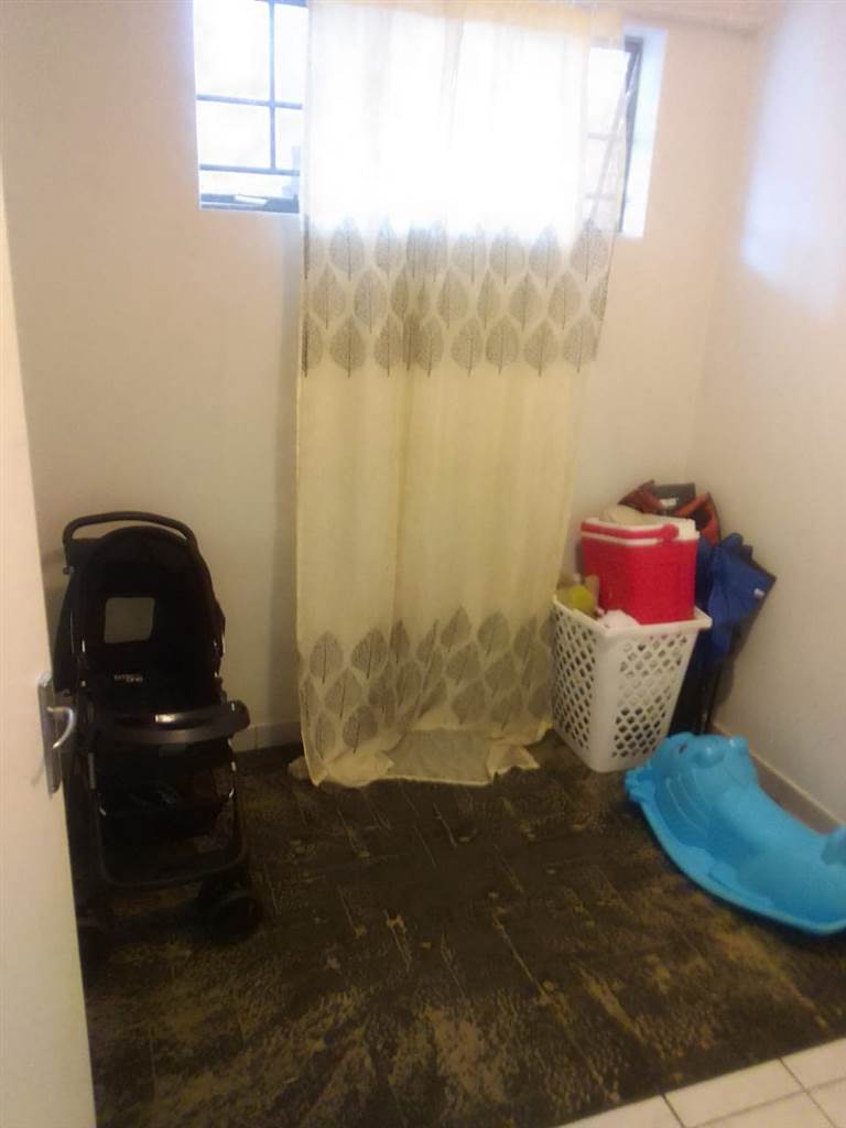 To Let 3 Bedroom Property for Rent in Rooihuiskraal Gauteng