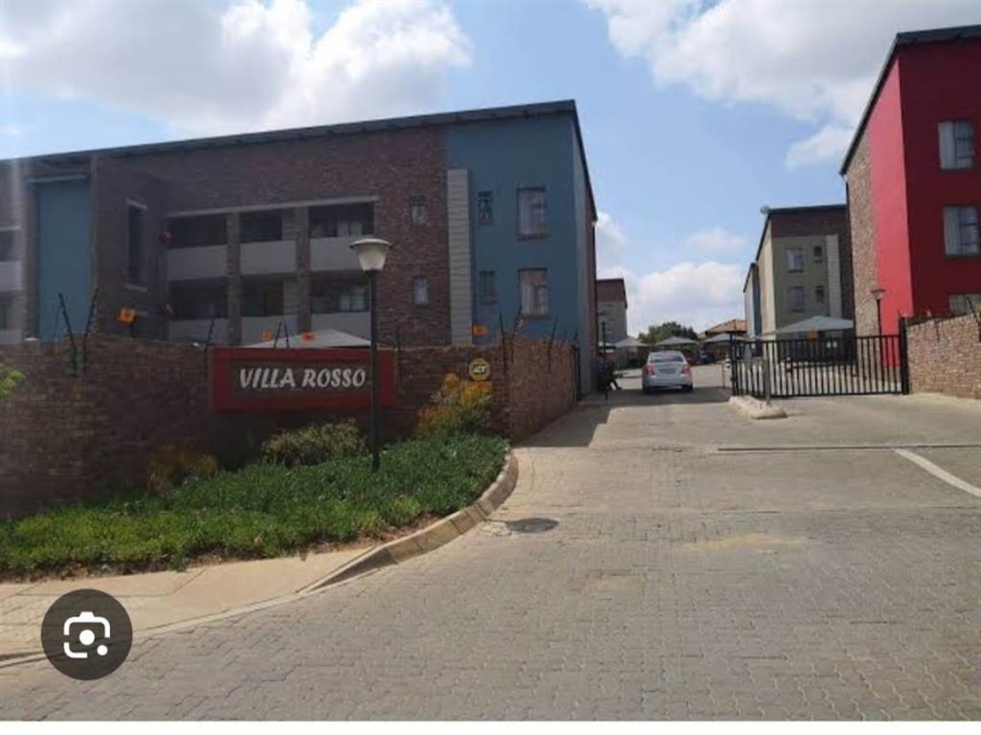 To Let 3 Bedroom Property for Rent in Rooihuiskraal Gauteng