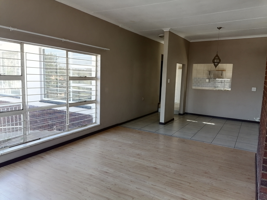 To Let 3 Bedroom Property for Rent in Noordheuwel Gauteng