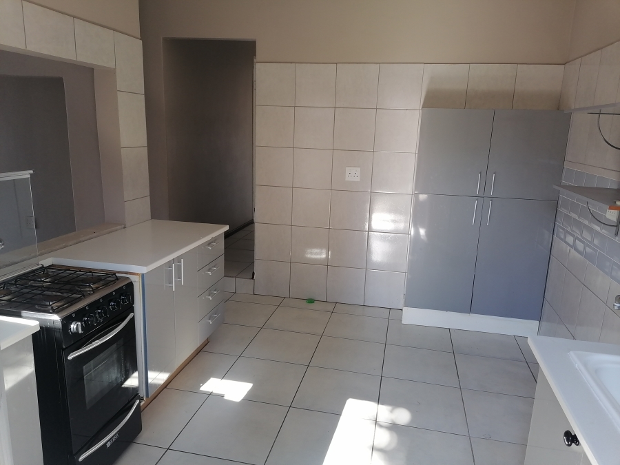 To Let 3 Bedroom Property for Rent in Noordheuwel Gauteng