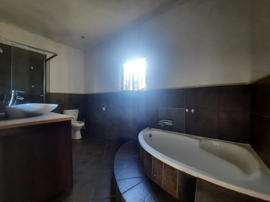 To Let 2 Bedroom Property for Rent in Muldersdrift Gauteng