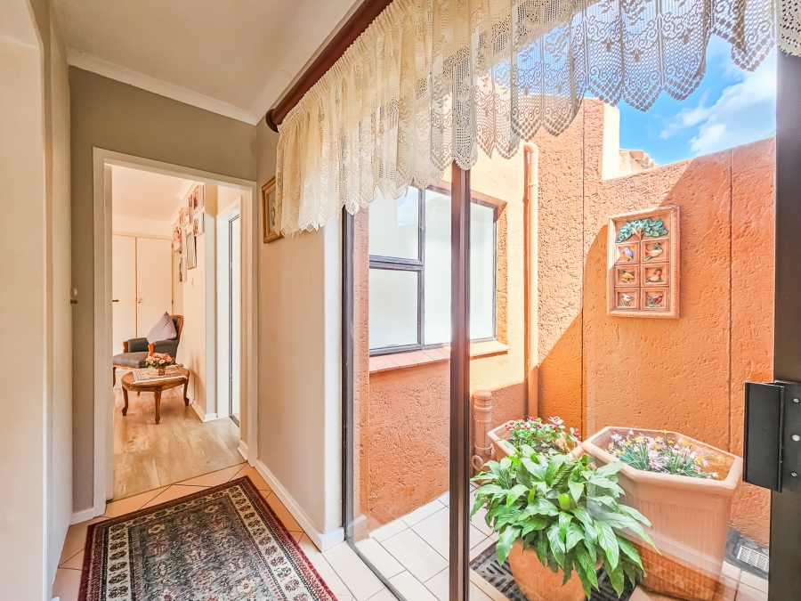 3 Bedroom Property for Sale in Faerie Glen Gauteng