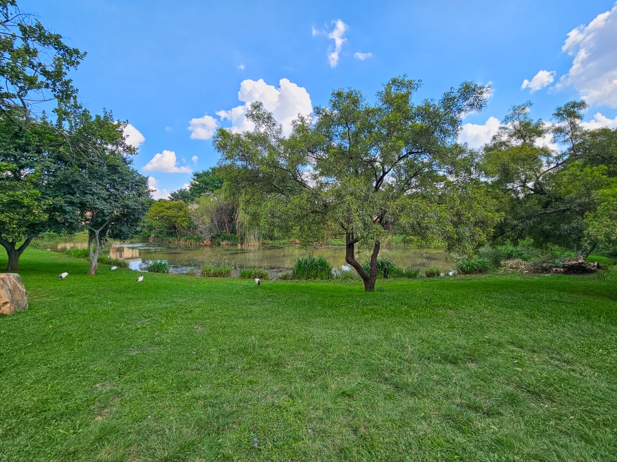 3 Bedroom Property for Sale in Faerie Glen Gauteng