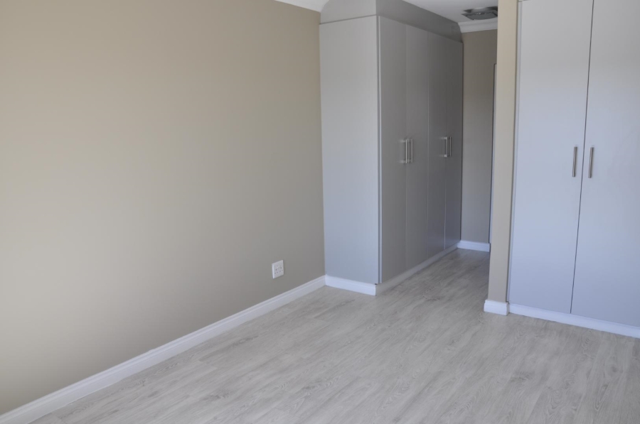 3 Bedroom Property for Sale in Kyalami Hills Gauteng