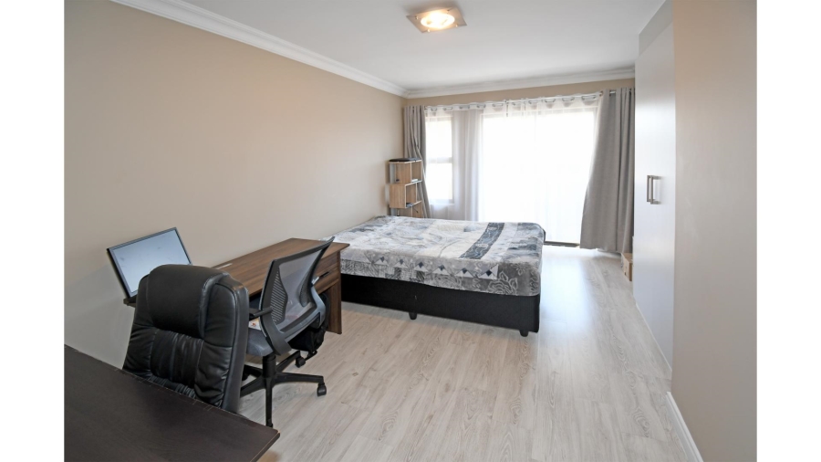 4 Bedroom Property for Sale in Kyalami Hills Gauteng
