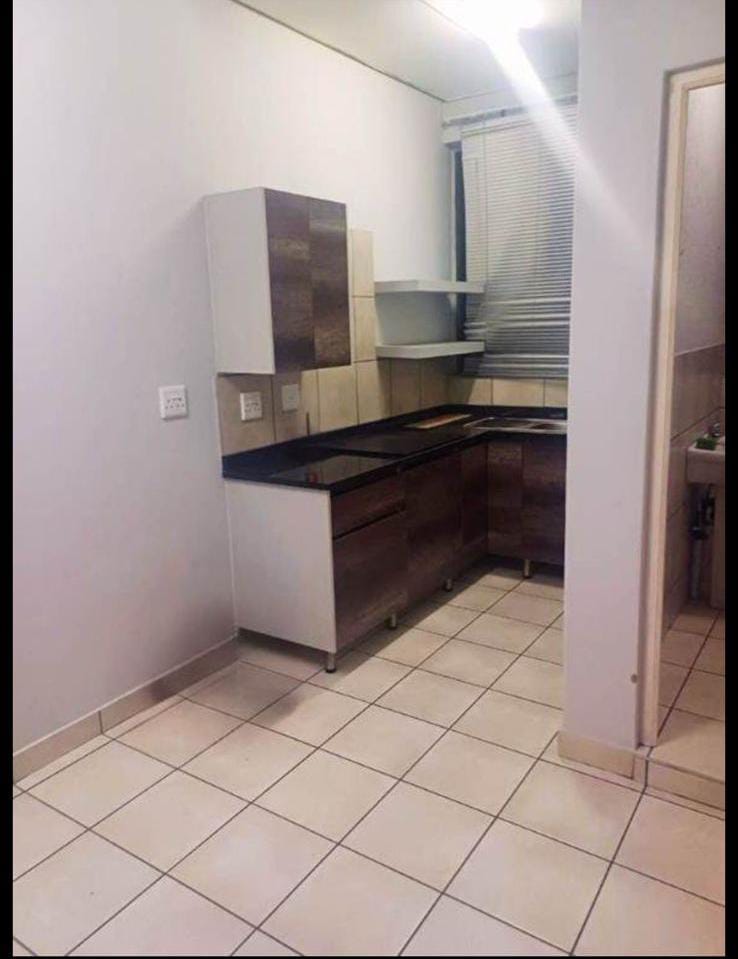 To Let 1 Bedroom Property for Rent in Kew Gauteng