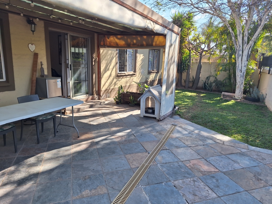 2 Bedroom Property for Sale in Equestria Gauteng
