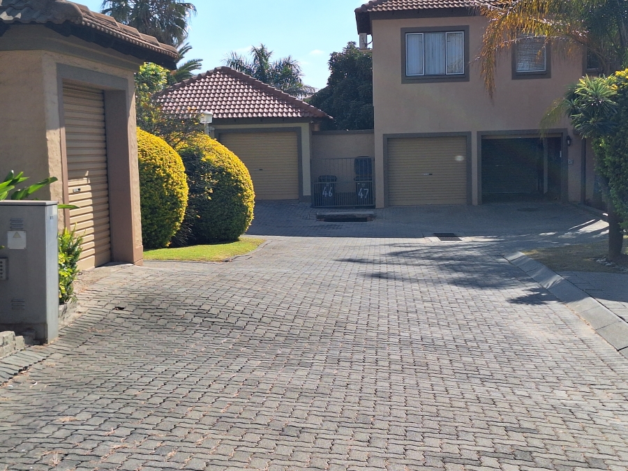 2 Bedroom Property for Sale in Equestria Gauteng