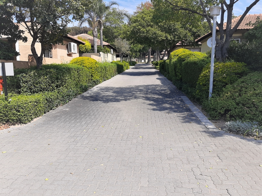 2 Bedroom Property for Sale in Equestria Gauteng