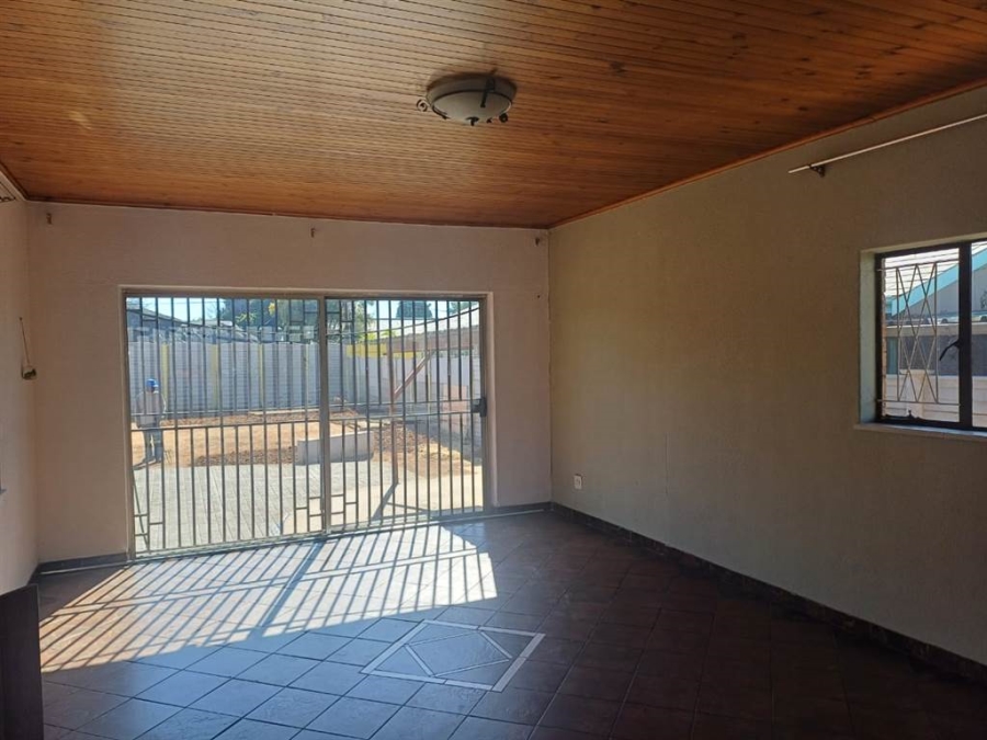 3 Bedroom Property for Sale in Raceview Gauteng