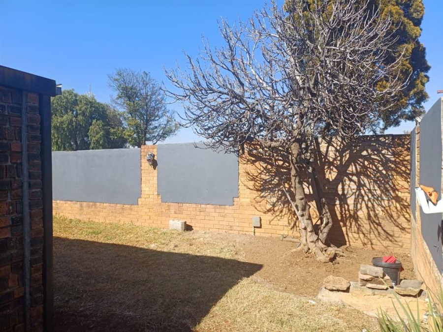 3 Bedroom Property for Sale in Raceview Gauteng