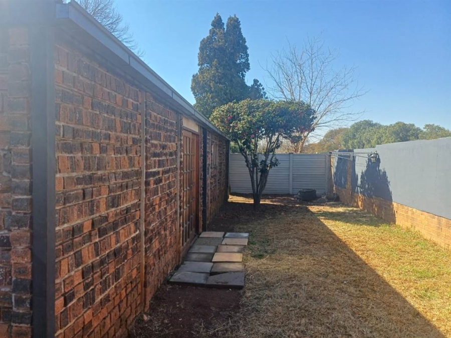 3 Bedroom Property for Sale in Raceview Gauteng