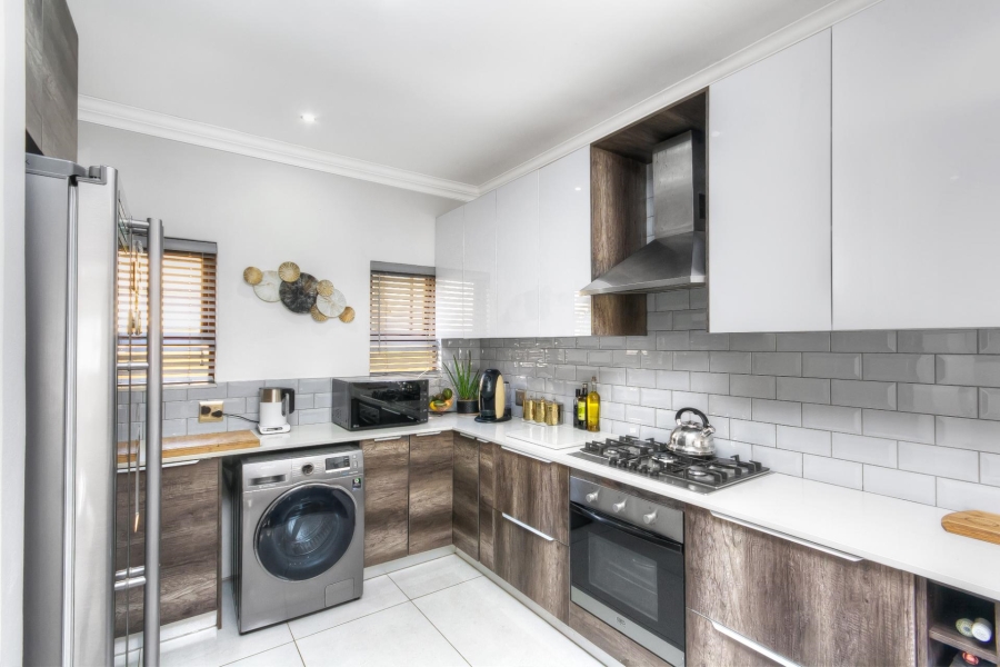 3 Bedroom Property for Sale in Carlswald Gauteng