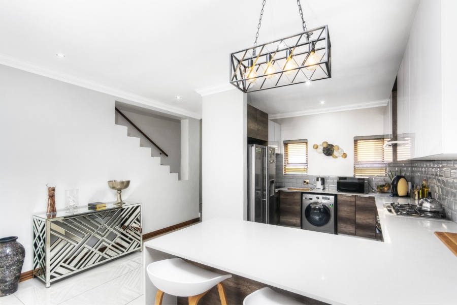 3 Bedroom Property for Sale in Carlswald Gauteng
