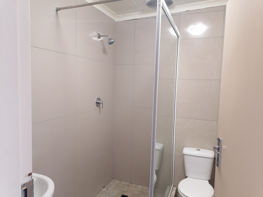 To Let 8 Bedroom Property for Rent in Noordheuwel Gauteng