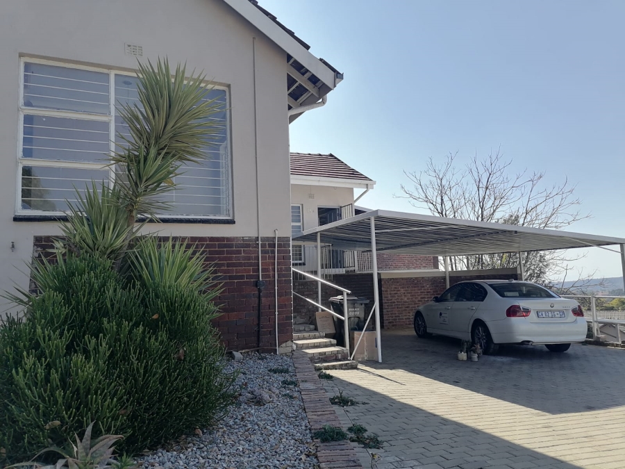 To Let 8 Bedroom Property for Rent in Noordheuwel Gauteng