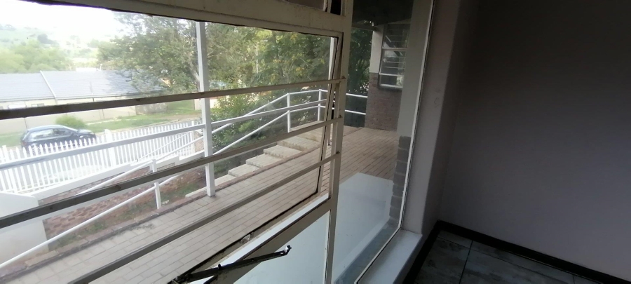 To Let 8 Bedroom Property for Rent in Noordheuwel Gauteng