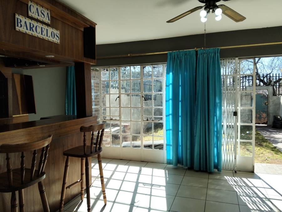 To Let 3 Bedroom Property for Rent in Windsor West Gauteng