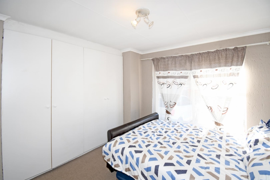 3 Bedroom Property for Sale in Buccleuch Gauteng