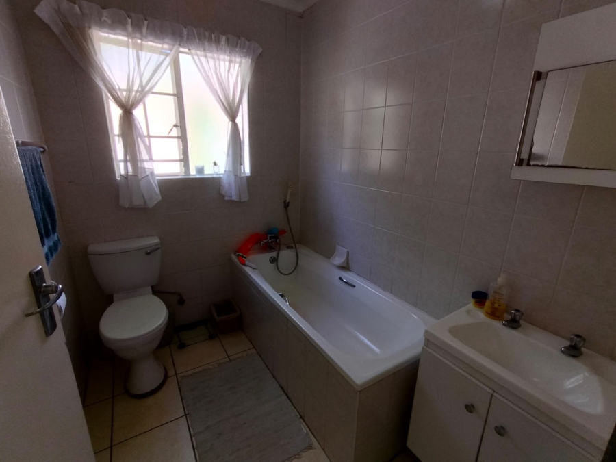 3 Bedroom Property for Sale in Sundowner Gauteng
