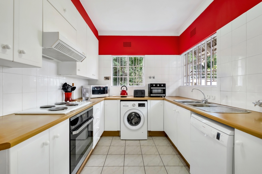 To Let 3 Bedroom Property for Rent in Bryanston East Gauteng
