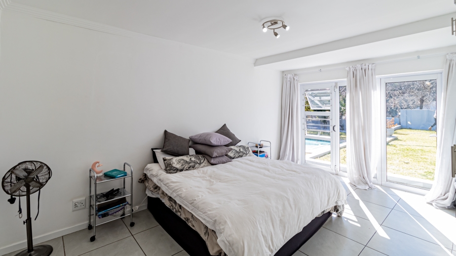 5 Bedroom Property for Sale in Sonneglans Gauteng