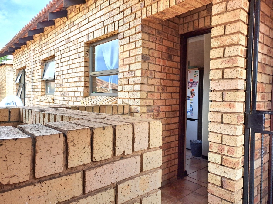 3 Bedroom Property for Sale in Chancliff Ridge Gauteng