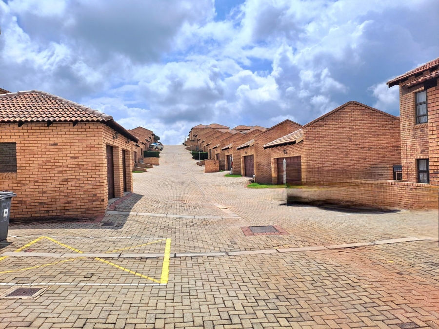 3 Bedroom Property for Sale in Chancliff Ridge Gauteng