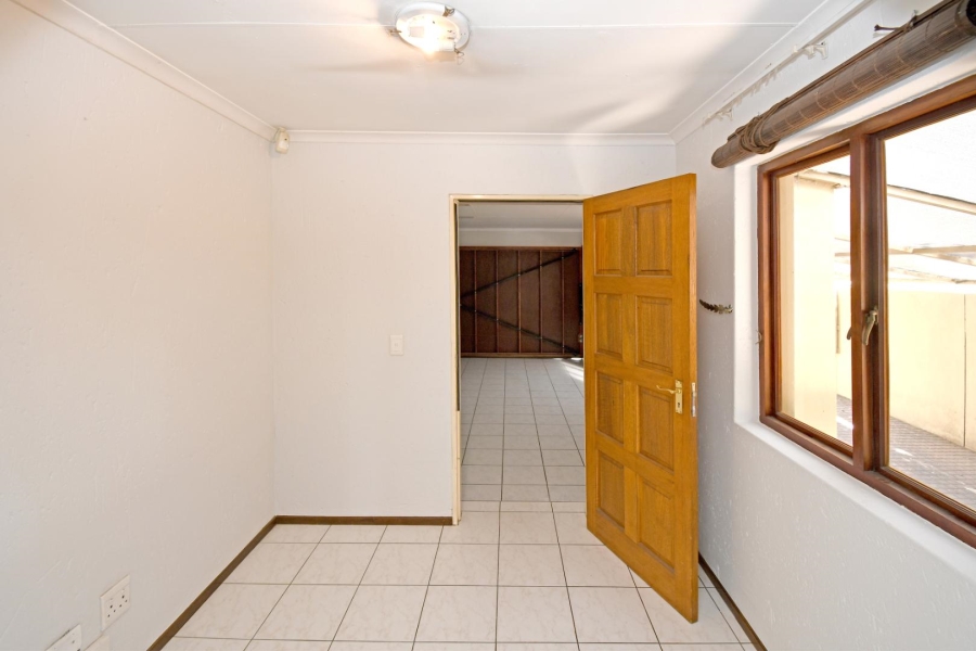 3 Bedroom Property for Sale in Barbeque Downs Gauteng