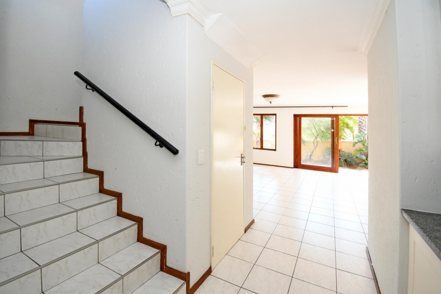 3 Bedroom Property for Sale in Barbeque Downs Gauteng