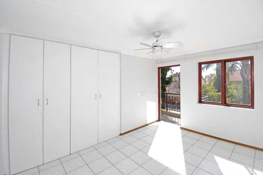 3 Bedroom Property for Sale in Barbeque Downs Gauteng
