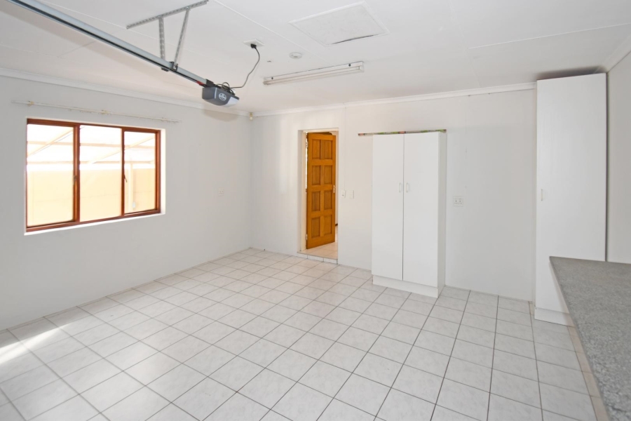 3 Bedroom Property for Sale in Barbeque Downs Gauteng