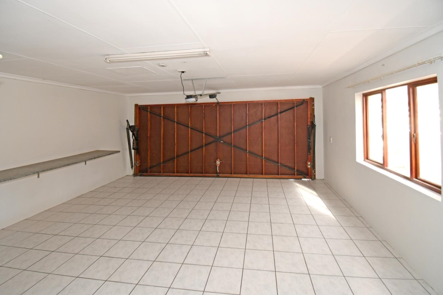3 Bedroom Property for Sale in Barbeque Downs Gauteng