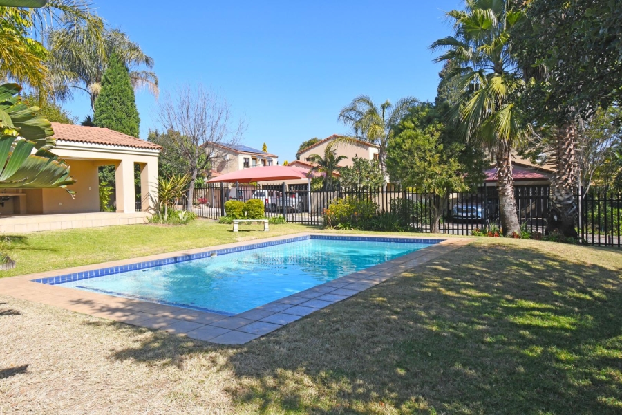 3 Bedroom Property for Sale in Barbeque Downs Gauteng