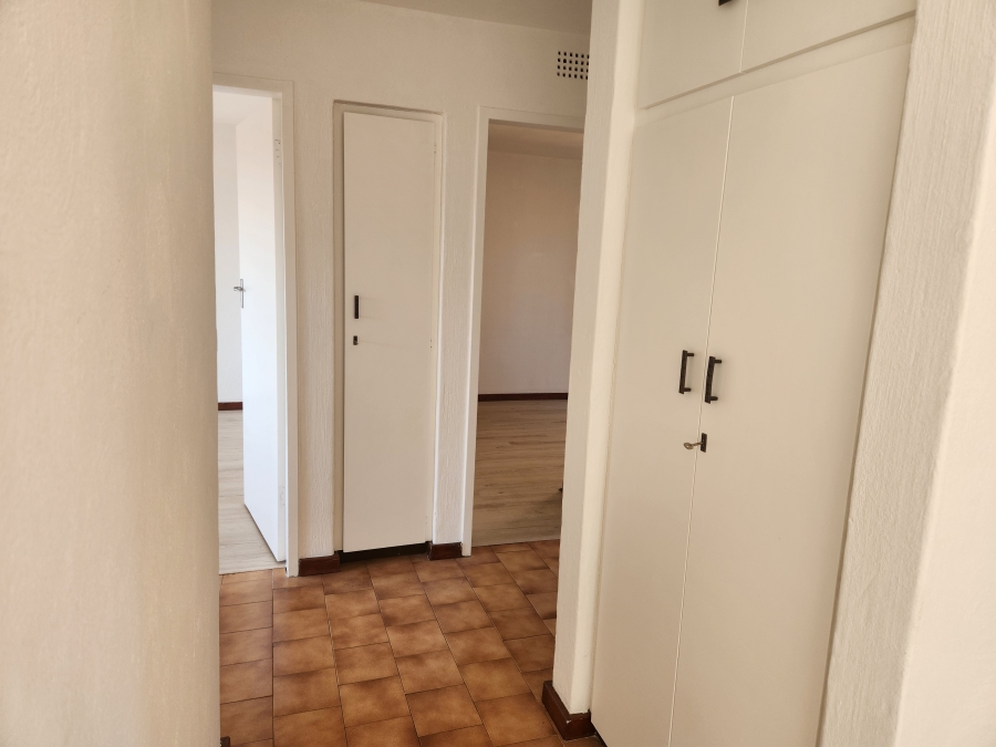 To Let 3 Bedroom Property for Rent in Fairland Gauteng