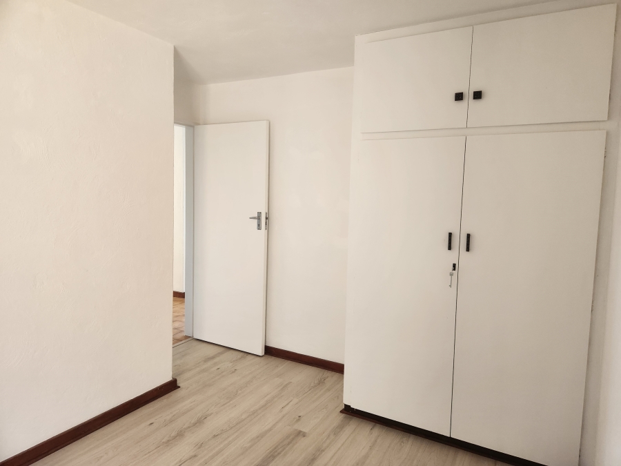 To Let 3 Bedroom Property for Rent in Fairland Gauteng