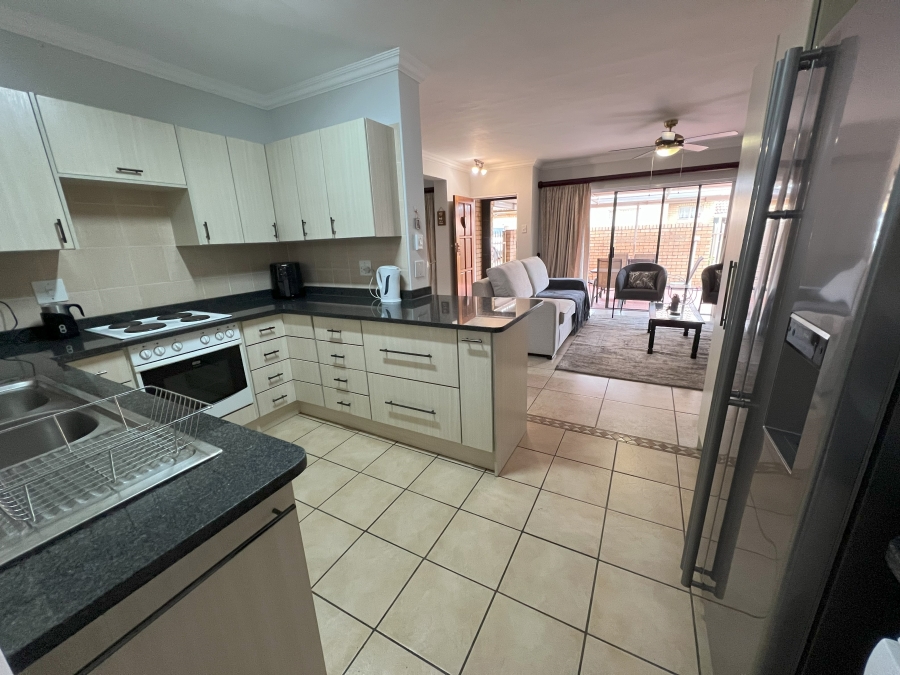 2 Bedroom Property for Sale in Equestria Gauteng