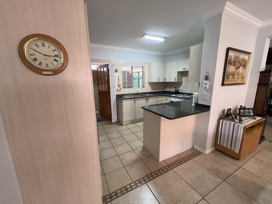 2 Bedroom Property for Sale in Equestria Gauteng