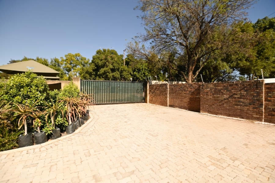 Commercial Property for Sale in Heatherview Gauteng