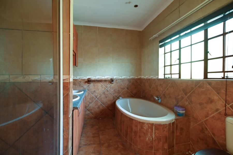 Commercial Property for Sale in Heatherview Gauteng