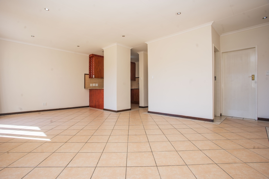 2 Bedroom Property for Sale in Noordwyk Gauteng