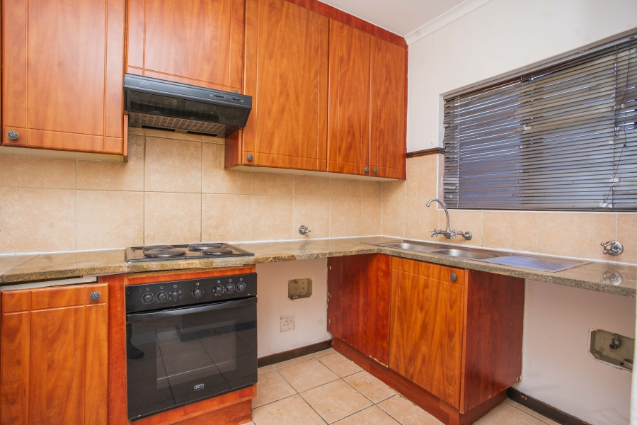 2 Bedroom Property for Sale in Noordwyk Gauteng