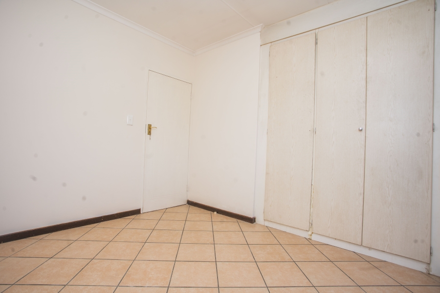 2 Bedroom Property for Sale in Noordwyk Gauteng