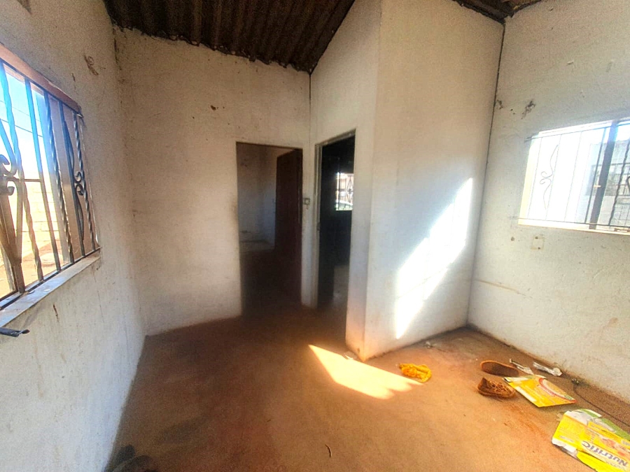 1 Bedroom Property for Sale in Bram Fischerville Gauteng