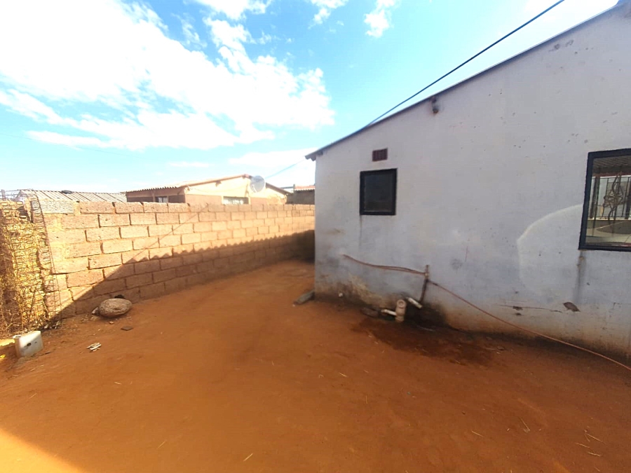 1 Bedroom Property for Sale in Bram Fischerville Gauteng