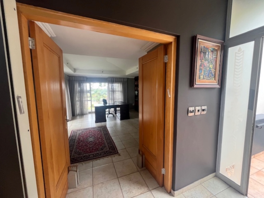 5 Bedroom Property for Sale in Waterkloof Ridge Gauteng