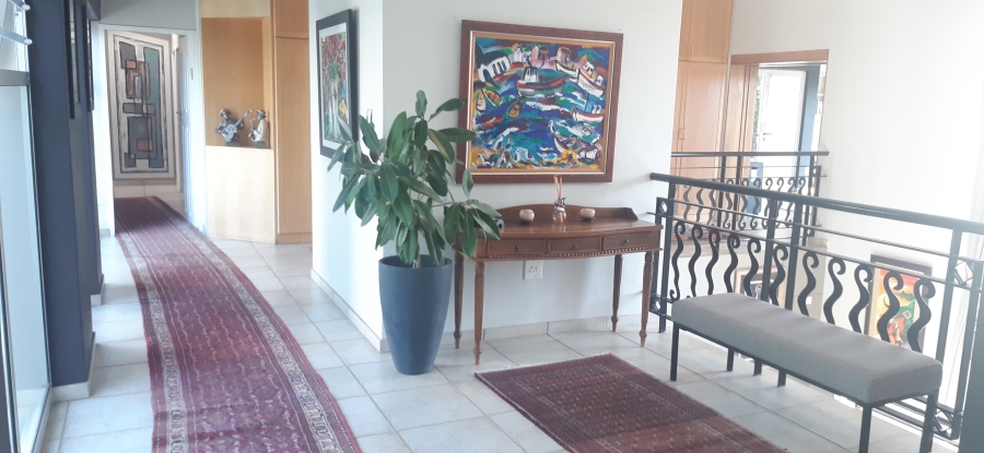 To Let 5 Bedroom Property for Rent in Waterkloof Ridge Gauteng
