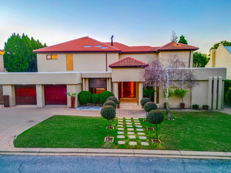 4 Bedroom Property for Sale in Fourways Gardens Gauteng